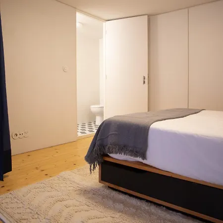 Апартаменты Batalha Garden *