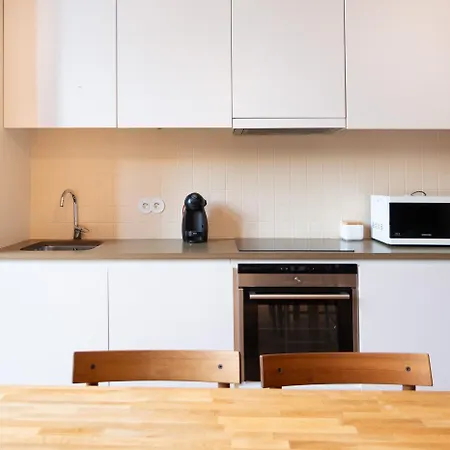 Апартаменты Batalha Garden *